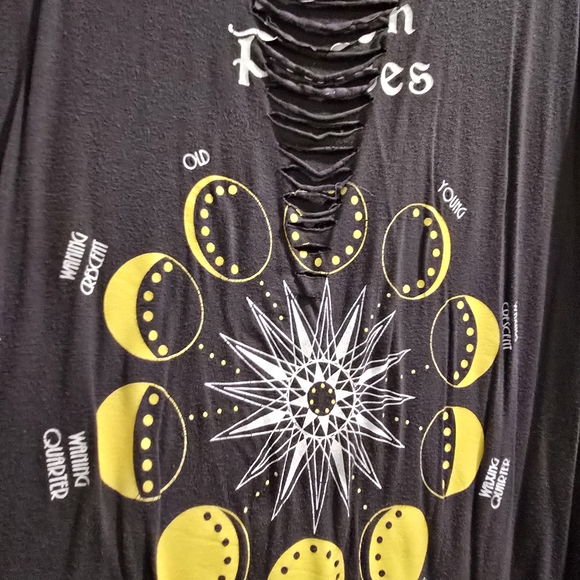 Moon Phase Black Cut-Out Tee - Picture 2 of 4